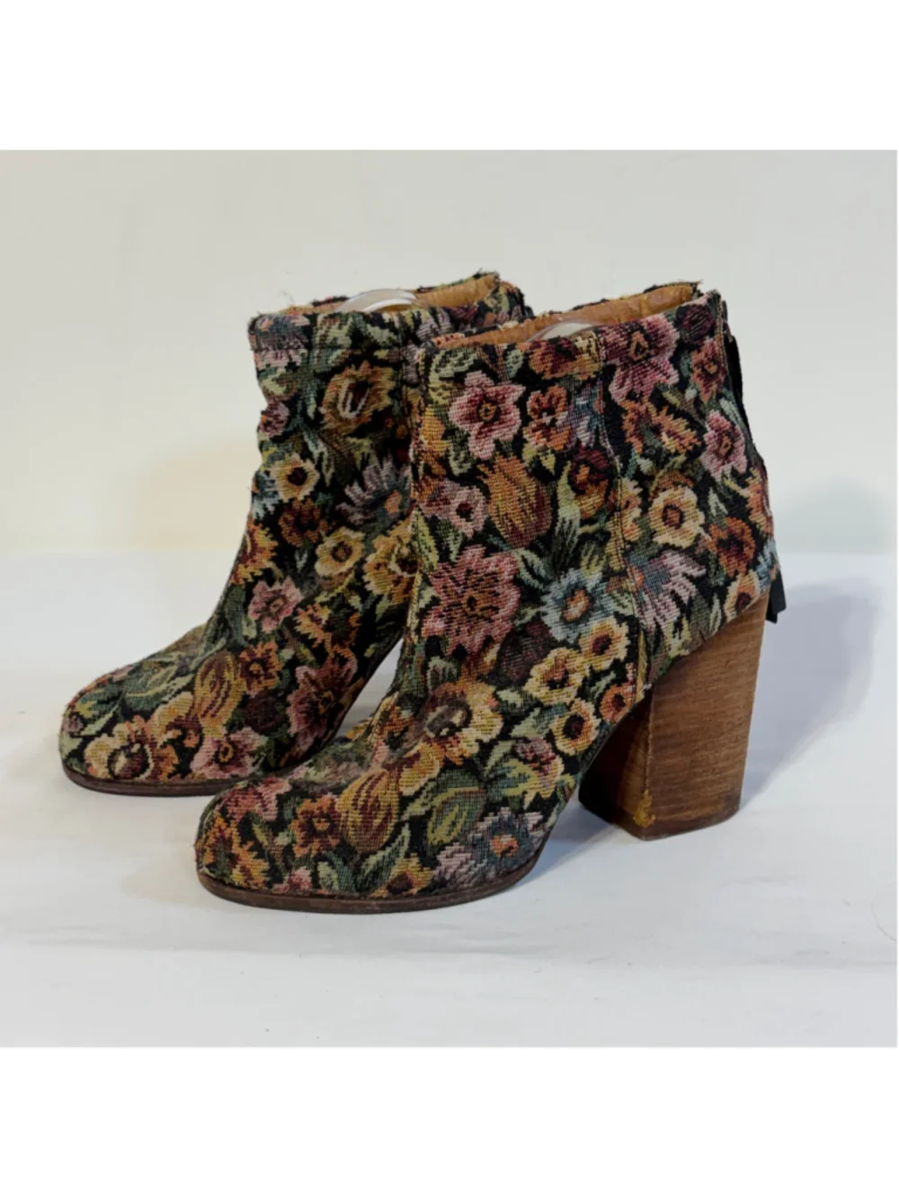 Jeffrey Campbell Havana Last Floral Tapestry Ankle Boots Women’s EU 39 US 8.5
